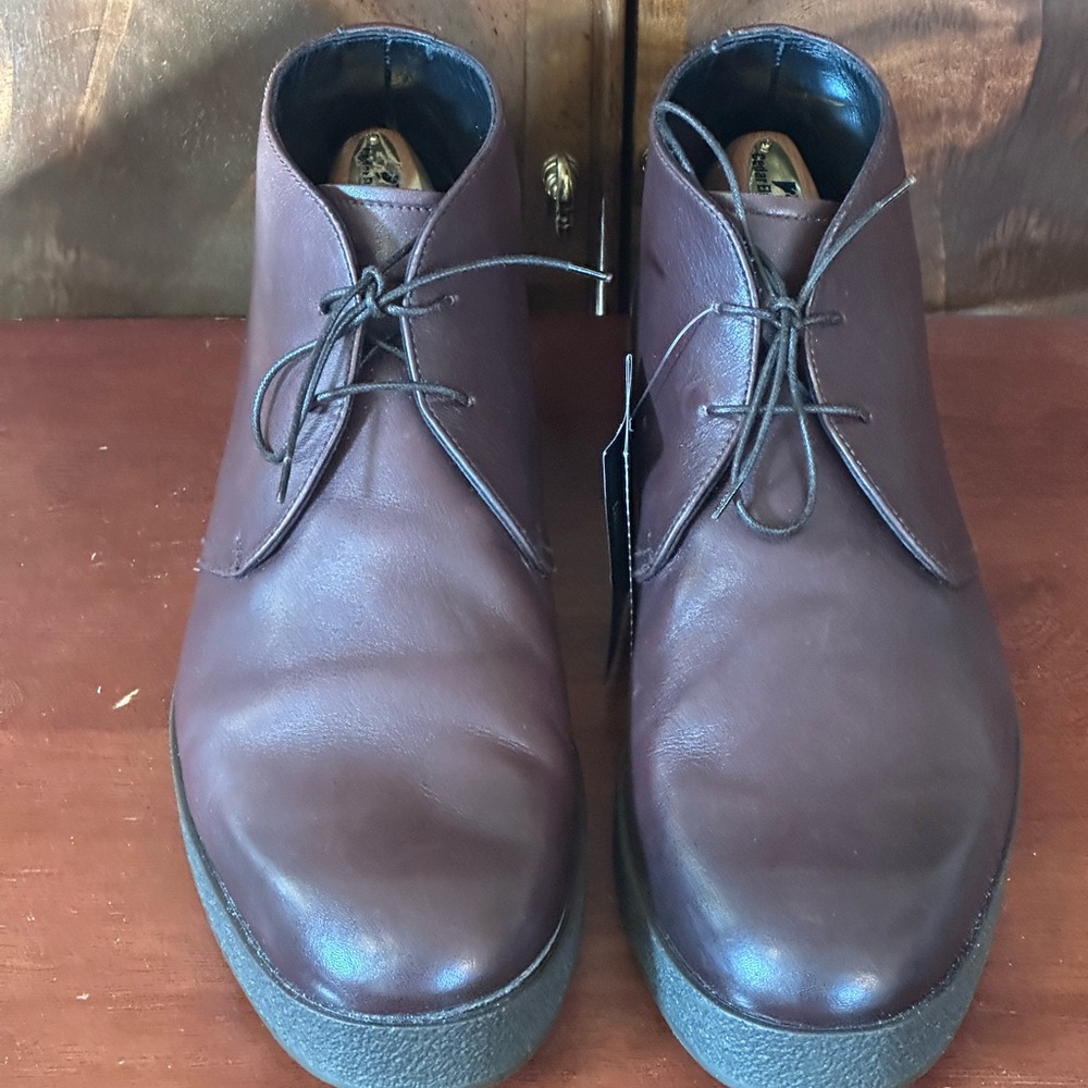 Ermenegildo Zegna Leather Lace Up Derby Dress Shoes - Picture 2 of 11